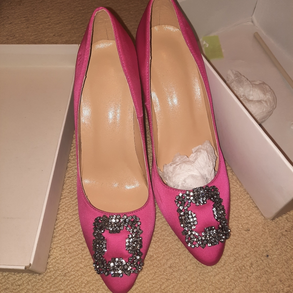 Crystal embellished pumps